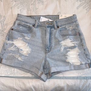American Eagle Distressed Mom Shorts Size 6